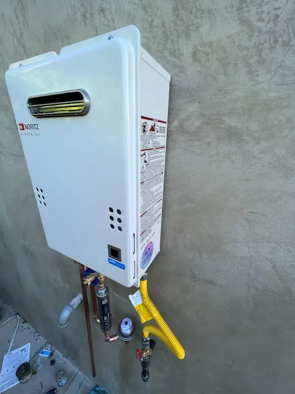 Tankless water heater installation for Williams Park homes